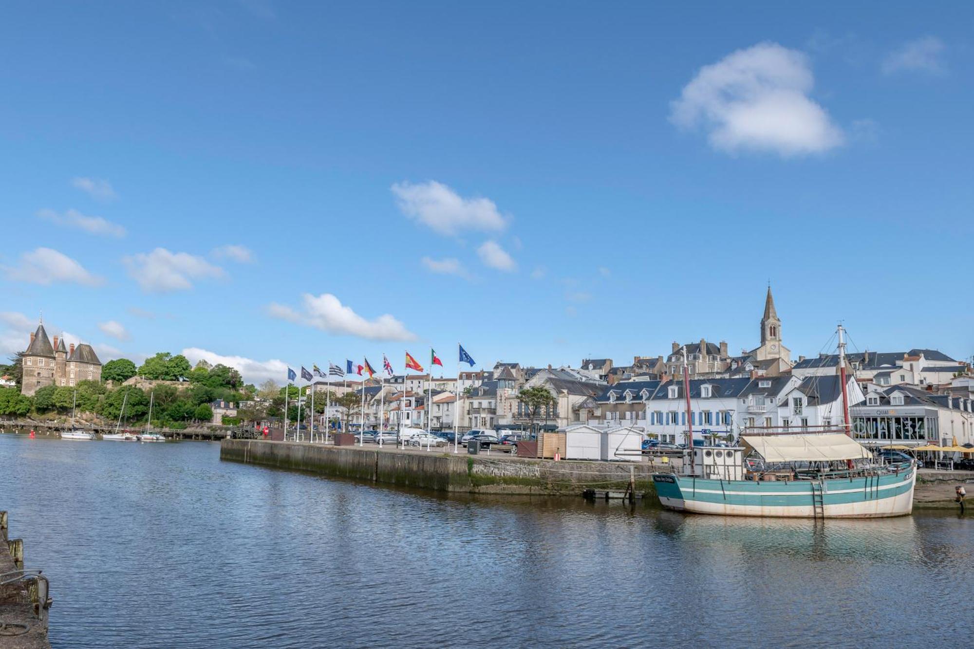 Sur Le Quai De Pornic, Appartement Pour 4 Exterior foto